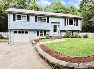 27 Deer Ridge Rd, Stonington, CT 06378