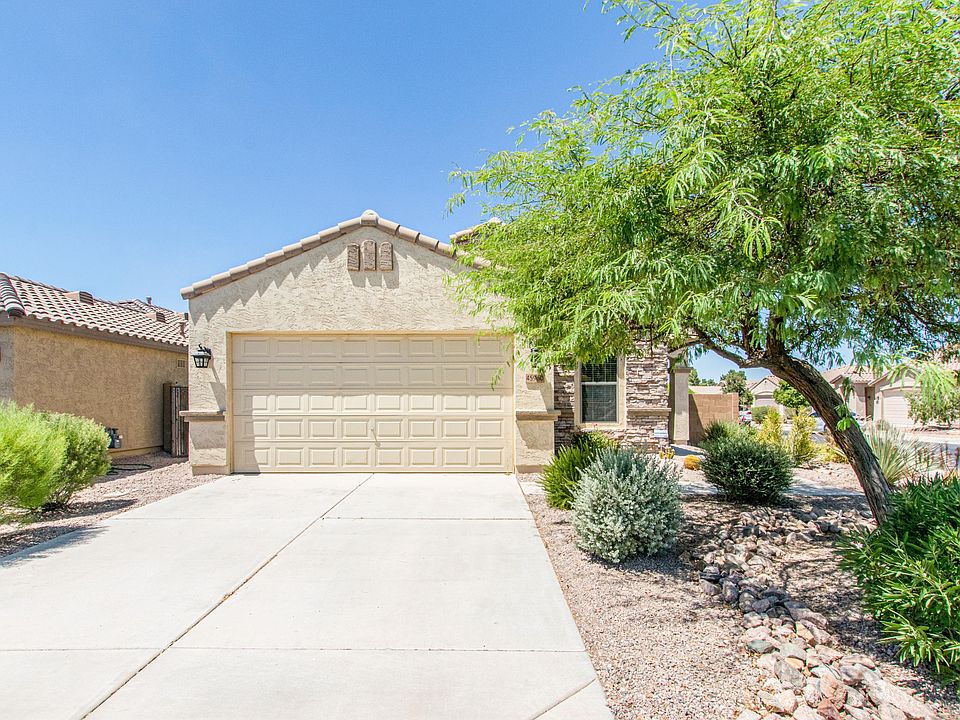 1st image of 45960 W Holly Dr