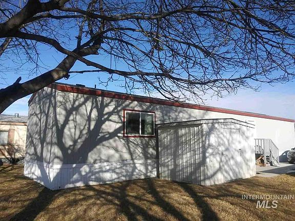 2nd image of 1605 Grandview Dr N Space 10