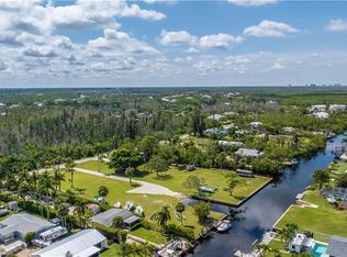 18176 Pioneer Rd, Fort Myers, FL 33908