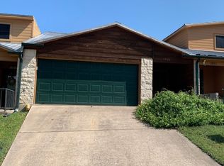 1922 20th St, Huntsville, TX 77340