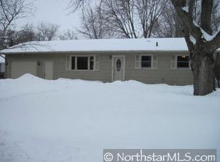206 9th St, Jordan, MN 55352
