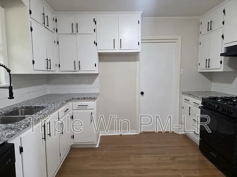 602 J K St — Photo 19