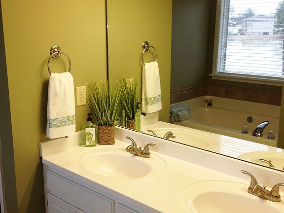 5th image of 1108 Northlake Dr