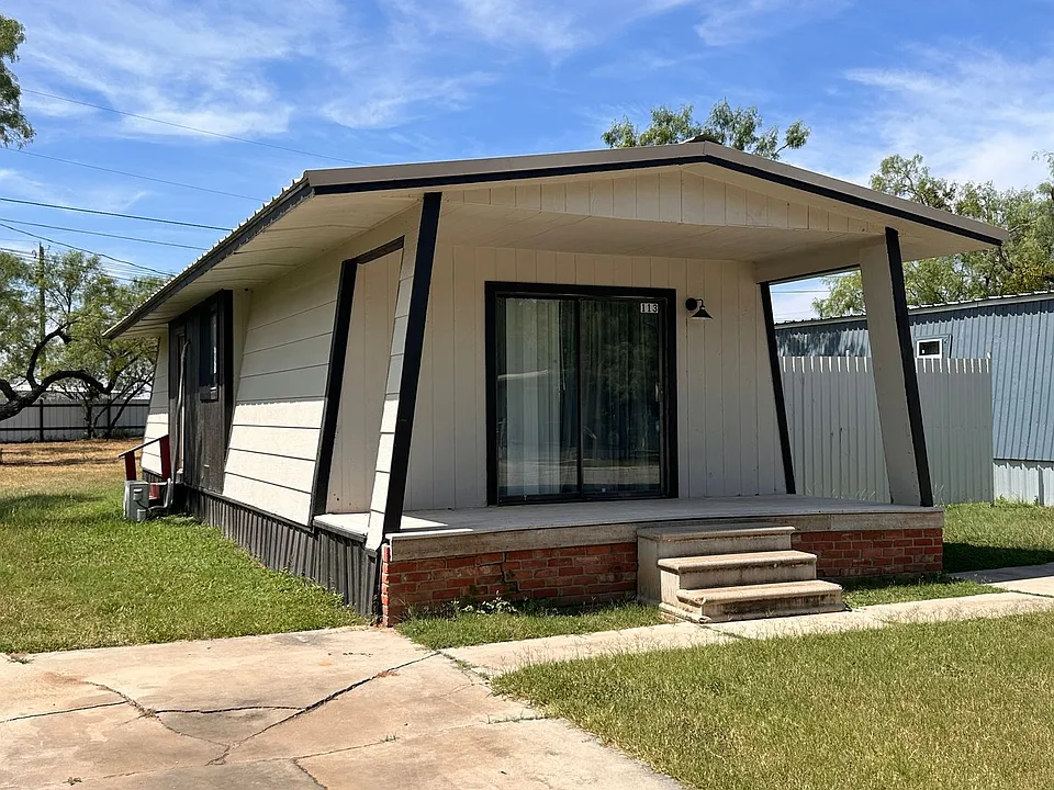 3201 Stephen F Austin Dr #113