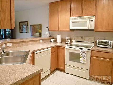 4th image of 16267 Sierra Palms Dr