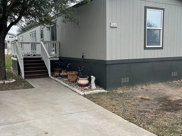 12631 Claremont Cir, Del Valle, TX 78617
