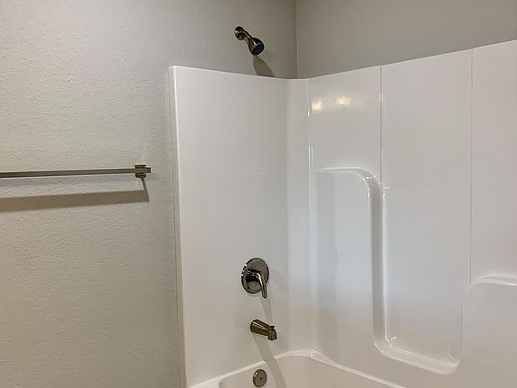 3rd image of 432 Rineel Ave #432