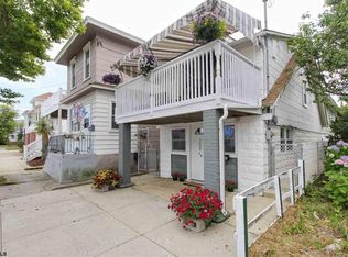 108 1/2 N Cornwall Ave, Ventnor, NJ 08406