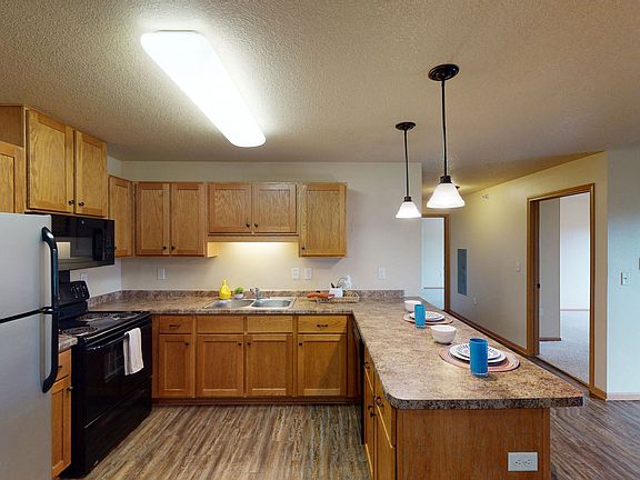 Williston Garden Kitchen