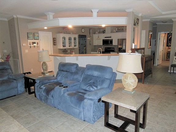 4th image of 1669 Deverly Dr