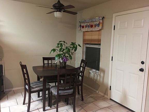 4th image of 1009 Yarrow Dr