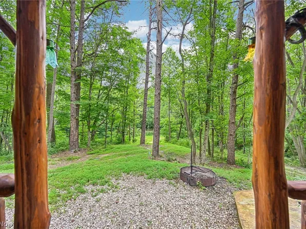 33509 Clipner Rd, Londonderry, OH 45647