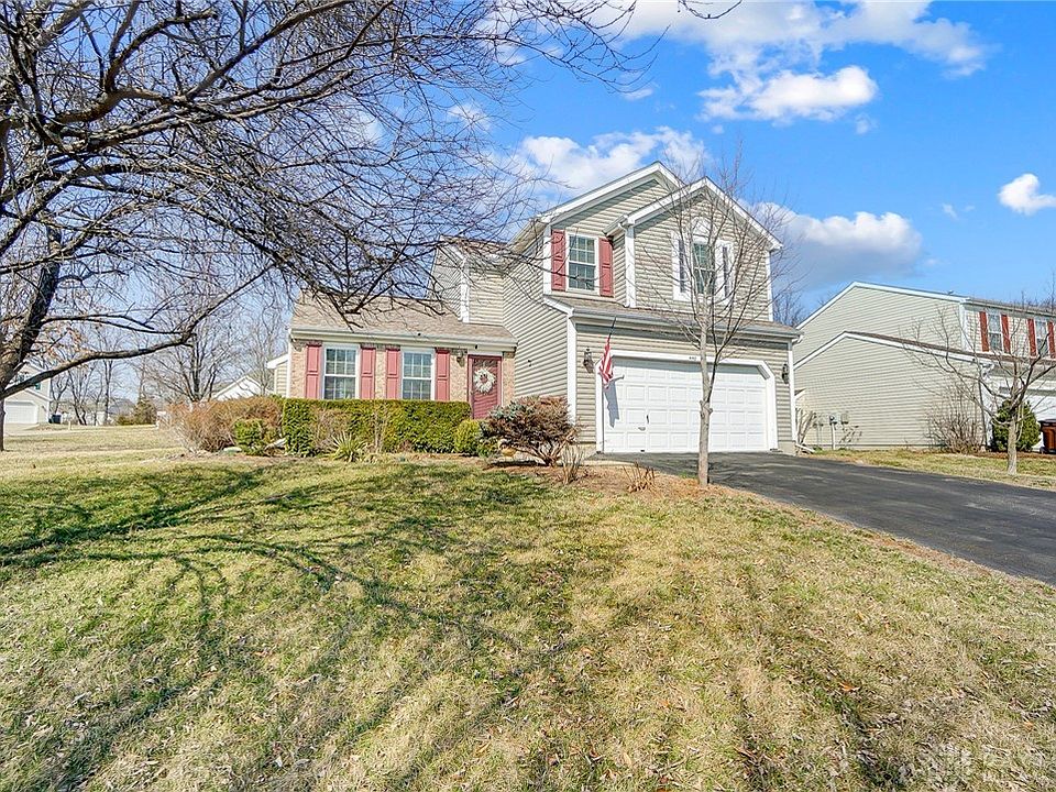 1st image of 440 Lake Front Dr