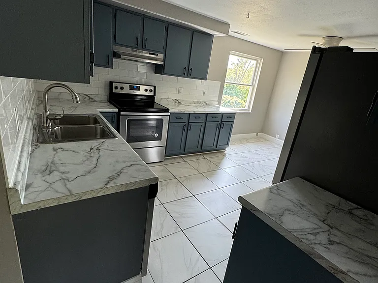 5430 Basore Rd — Photo 3