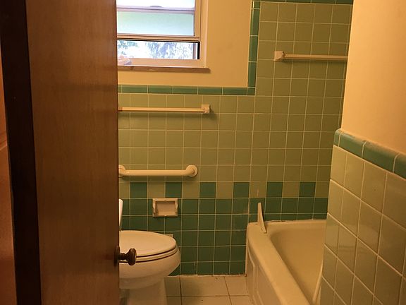 2nd image of 8487 Donna Ln #2