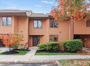 18 Sayre Dr, Princeton, NJ 08540