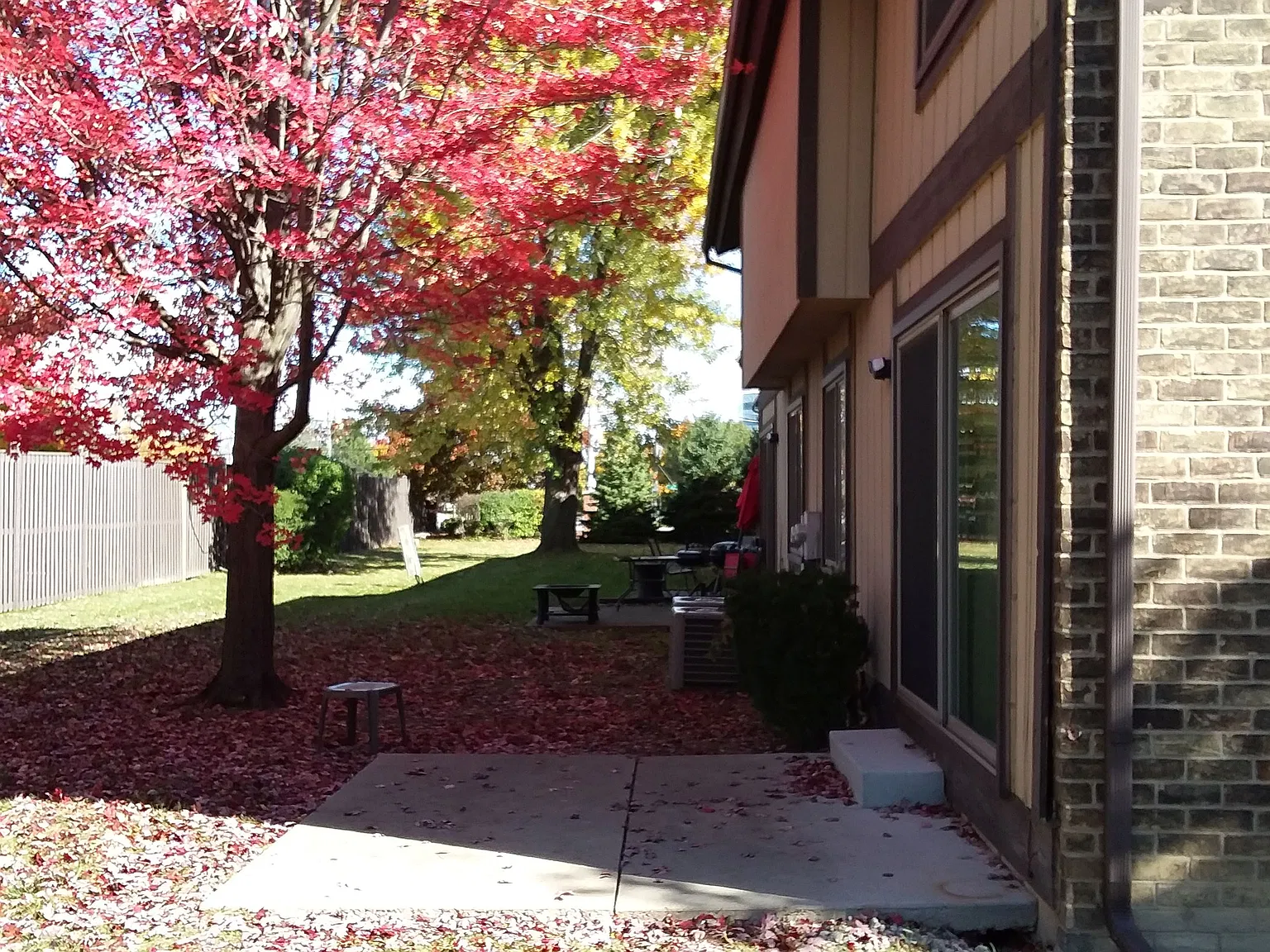2 bed, 1.5 bath, 1280 sqft, $1,795 — Photo 2