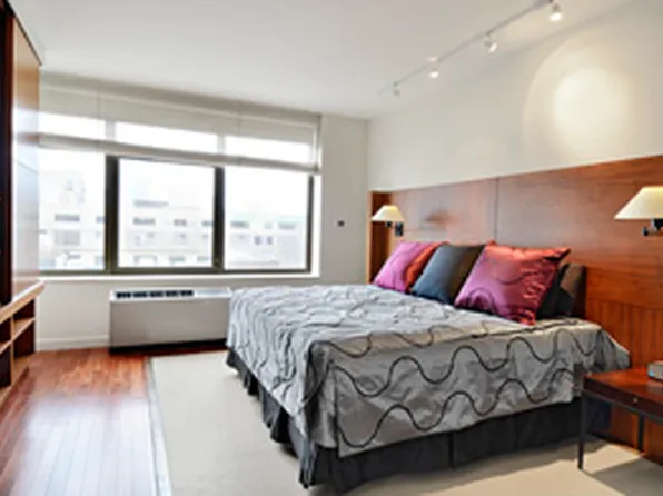 1 Morton Sq image 1 of 4