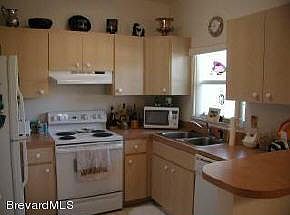 1st image of 1020 Park Dr APT F