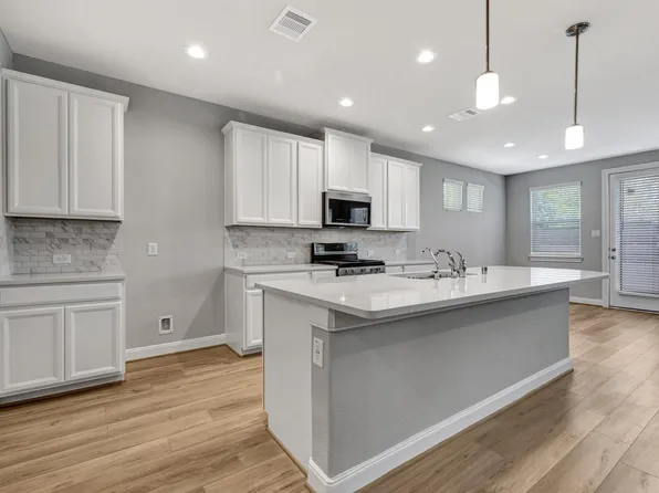 3213 Millwork St, Houston, TX 77080