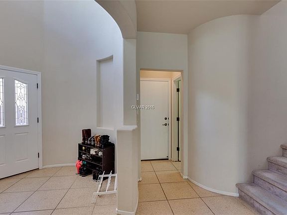4th image of 7568 Morisset Ave