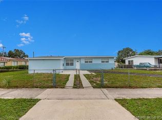 755 NW 185th Dr, Miami Gardens, FL 33169
