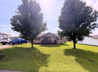 186 Outer Reef Dr, Chavies, KY 41727