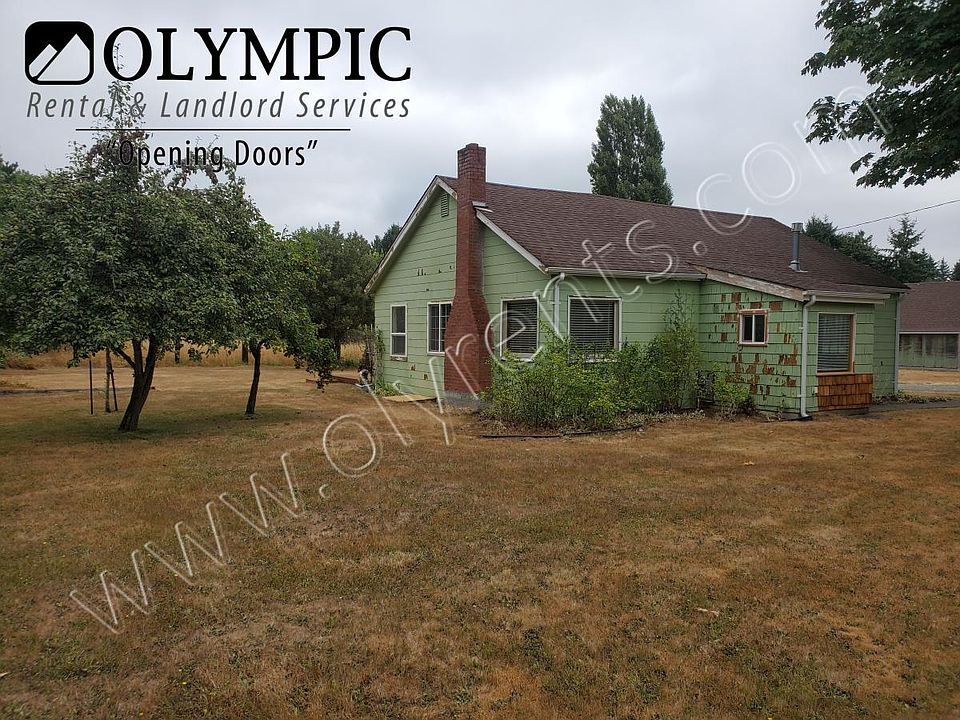 1st image of 4530 15th Ave NE