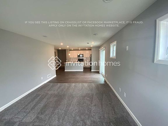 5th image of 10924 Glacier Ln N