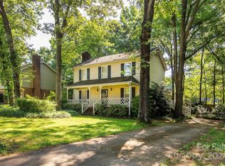 6612 Heatherwood Ln, Charlotte, NC 28227