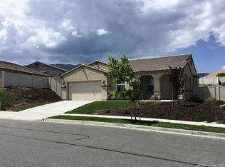 1318 Clasico Dr, Tehachapi, CA 93561