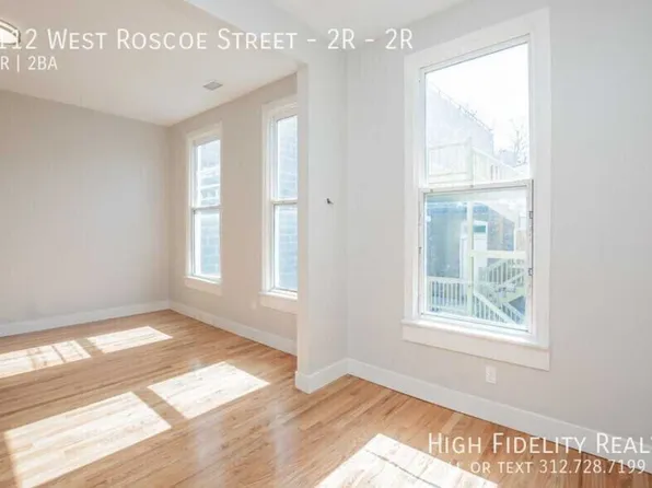 2112 W Roscoe St Unit 2R, Chicago, IL 60618