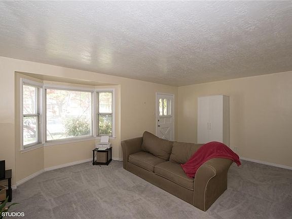 3rd image of 2116 E Bryan Ave