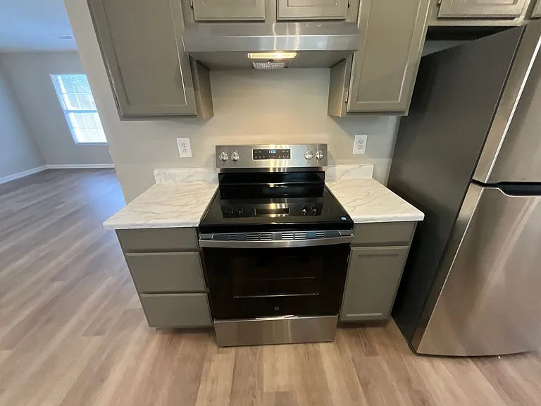 2711 Ingleside Dr — Photo 13