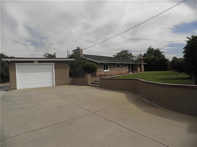 1st image of 11106 Toyon Hill Dr