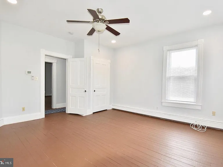 205 Oakley St #2 — Photo 15
