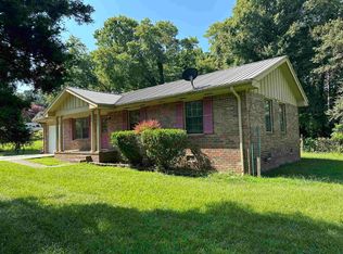 12 Van Mar Dr, Toccoa, GA 30577