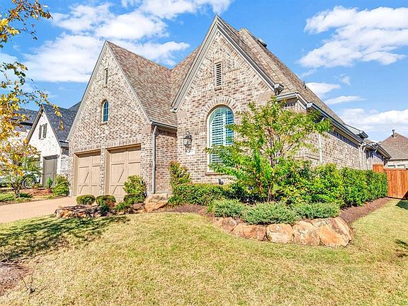3rd image of 1650 Star Creek Dr