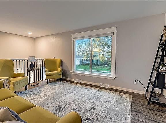 4th image of 3309 Cedar Trl