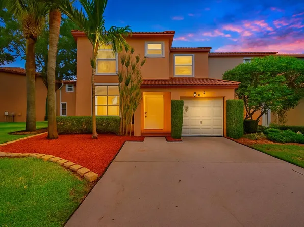 775 NW 154th Avenue, Pembroke Pines, FL 33028