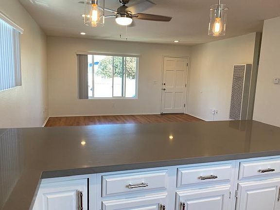5th image of 1025 Hornblend St #1025