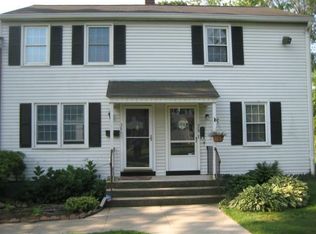 381 Sylvan Knoll Rd #381, Stamford, CT 06902