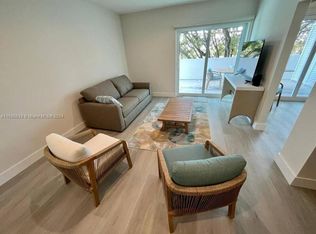 1938 Jackson St #204, Hollywood, FL 33020