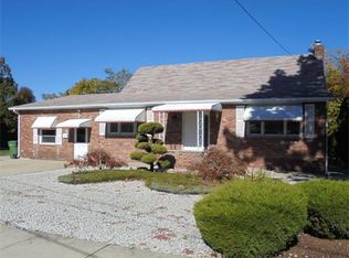 68 Allison Dr, Sayreville, NJ 08872