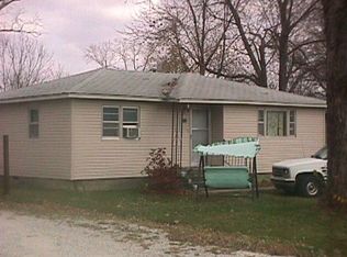 207 E 6th St, Commerce, OK 74339