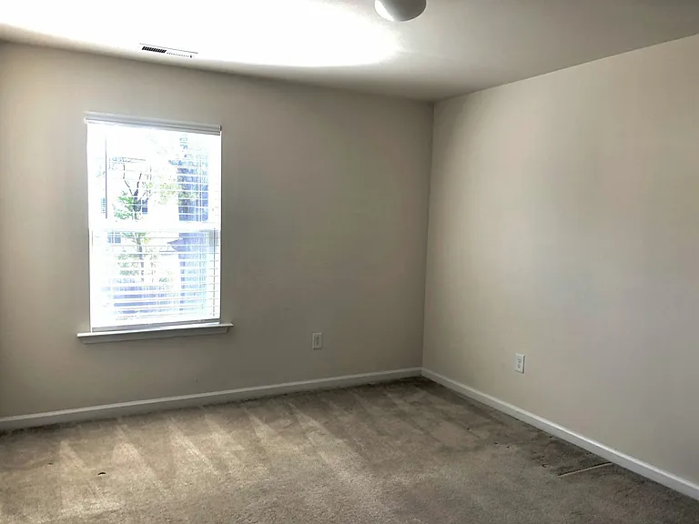 2109 Turling Way — Photo 12