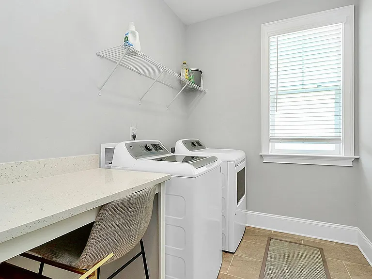 136 Preston Rd — Photo 34