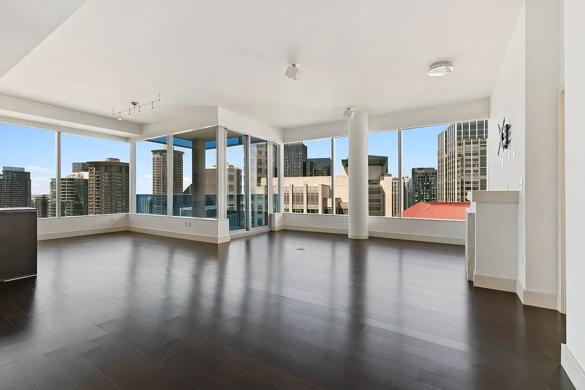 Building Photo - 737 Olive Way #2600