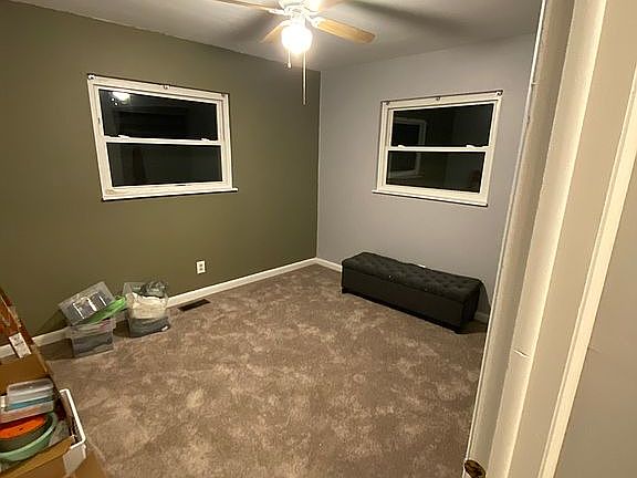 5th image of 117 Stewart Dr